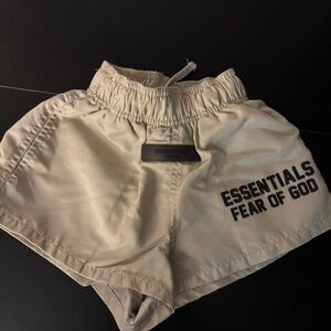 Fear of God-Essentials shorts Toddler